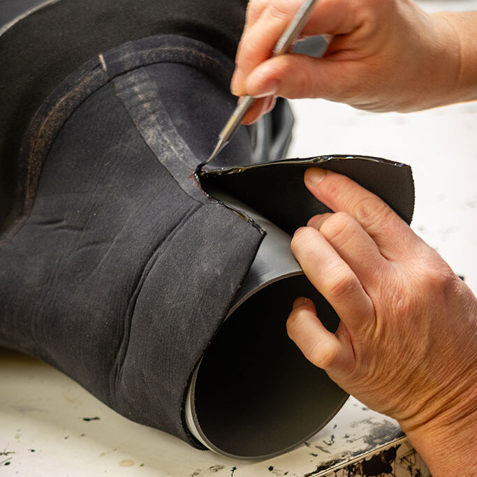 Trockentauchanzug Halsmanschette wechseln